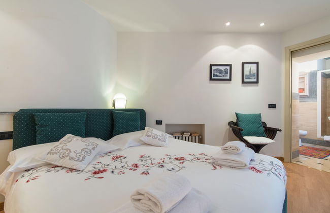 At Home Heart of Milan - Duomo Apartment - Foto 2