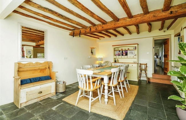 Beautiful 4-bed Cottage in Heart of the Cotswolds - Foto 1