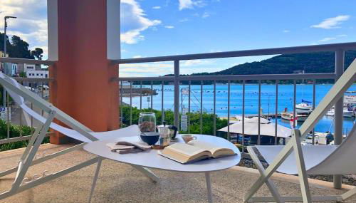 Villa Claudia - 1 minute walk to beach - Foto 1