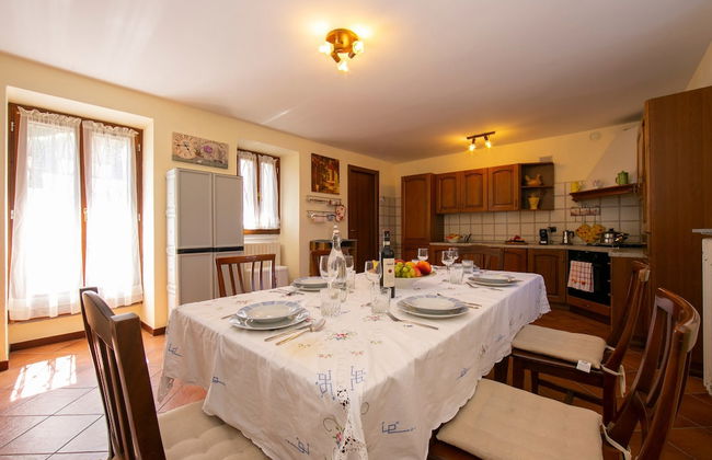 The Cottage on the Lake - Photo 15