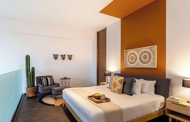 Magenta by Kukun - Photo 25