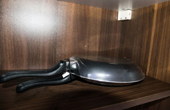 Comfy Studio Room Sunter Park View Apartment - Foto 14