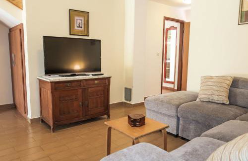 Holiday Home Nika by Interhome - Photo 8