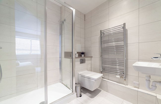 Stunning 5 Bedroom Retreat London - Foto 57