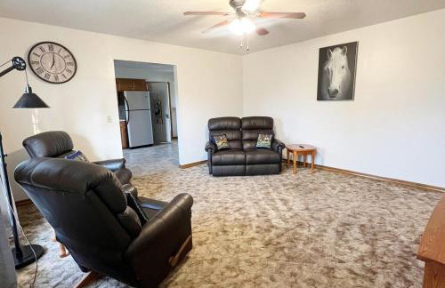 Horse Hideaway Fenced in back yard Dogs Welcome - Foto 16