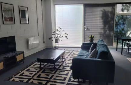 Beautiful studio near the station - Photo 10