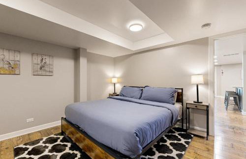 Waterfront Fun! Group Getaway on Lake Marie - Foto 26