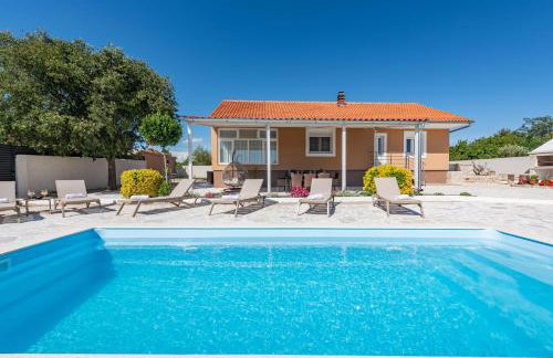 Holiday Home LaMar - with heated pool and whirlpool - Foto 8