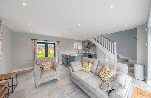 No 1 The Coach House - Photo 2