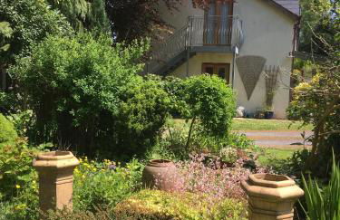 The Olive Branch at The Poplars - Photo 2