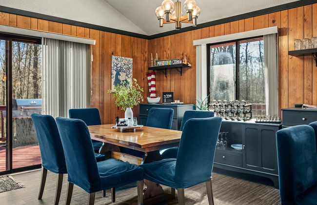 Mountain Magic by Avantstay Firepit Game Room - Pool Table Foosball - Foto 10