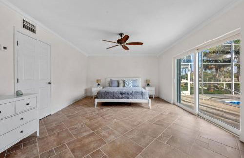 Bonita Beach Waterfront Paradise - Photo 38