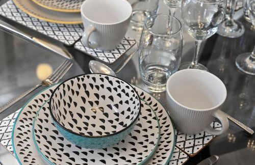 Comfy City Base with Free Parking Walk Everywhere - Foto 33