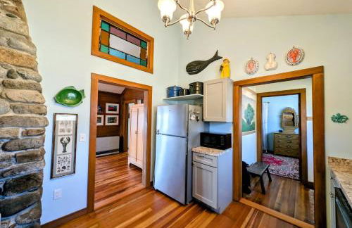 Waterfall Sea Cottage Family fire pit waterfront sleeps 4 - Foto 21