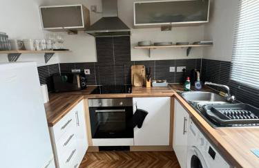 The Onyx Suite - 1 Bed apartment w/ free parking - Foto 8