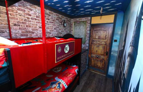 Quidditch Quarters Themed Property - Foto 22