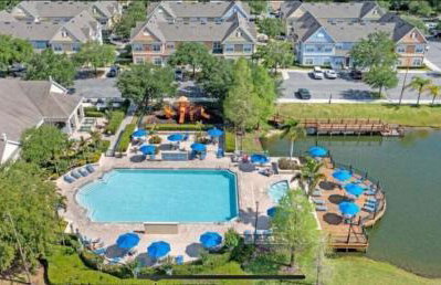 Modern 3BR Retreat with Comfort & Style Near Disney - Foto 23