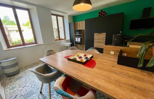 Maison "L'oeil du Prince" - Verdun Centre - Terrasse - Wifi - 7 couchages - 10 personnes - Garage Vélo et moto - Géré par PrestaZen'Services - Photo 3