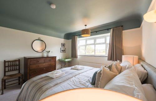 Cliff Top - Panoramic Sea Views with Spa & Hot Tub - Photo 29