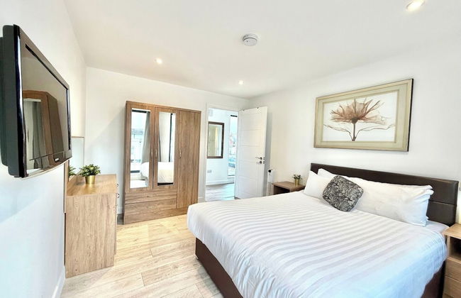 Hampton Suites Serviced Apartments - Photo 15