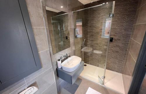 Luxury Durham Home in DH1, Free Parking, No Fees - Foto 25