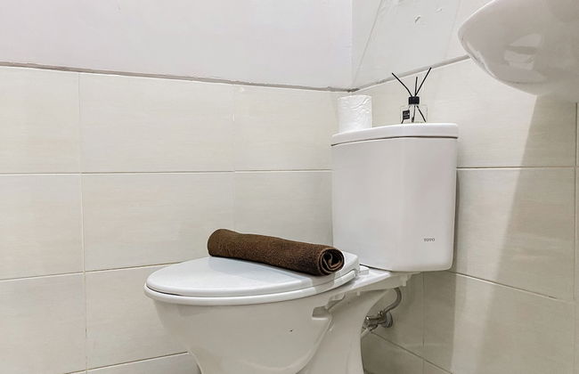 Warm And Restful Studio Transpark Juanda Bekasi Timur Apartment - Foto 13