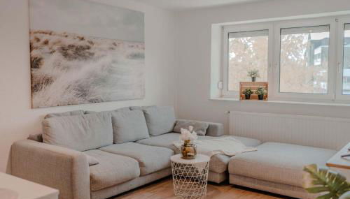 Apartment mit Küche, Arbeitsplatz und XXL Sofa - Foto 4