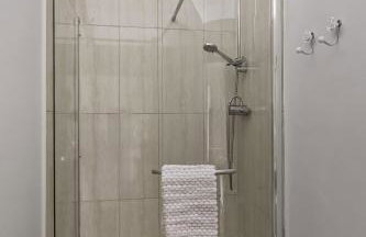 Sleeps 7 Large 4 Bed Town House for Contractors & Families & Friends in Great Central Location - Foto 40