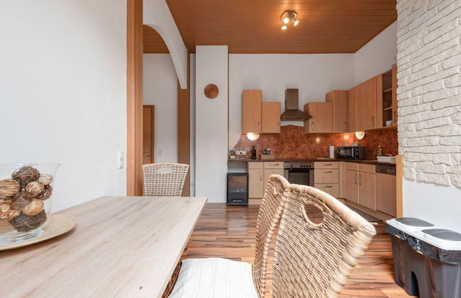 Modern Holiday Home in Pinsdorf With Garden - Photo 12