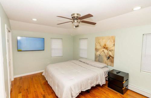 A cozy serene 3 BDR, 2 full baths near JFK & LaGuardia Airport - Foto 20