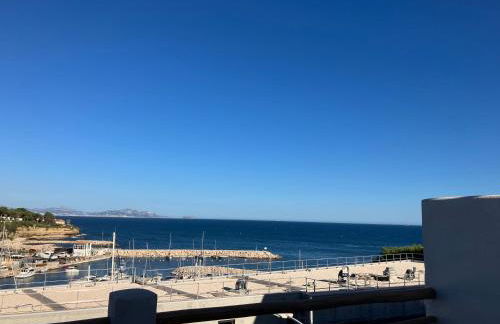 T2 vue sur le port jacuzzi terrasse et parking - Foto 6