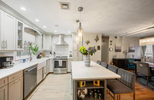 Charming Boston Retreat 3BR Parking Perfect for Families & Groups - Foto 26