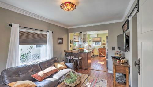 Charming Craftsman Bungalow with Garden and Hot Tub! - Foto 5