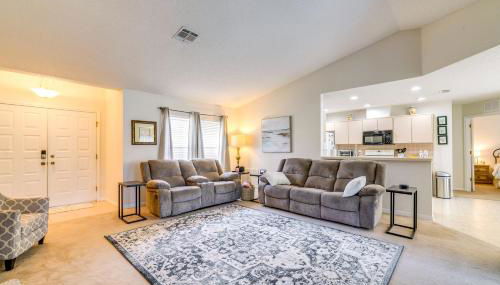 Family-Friendly Spring Hill Vacation Home with Lanai - Foto 3