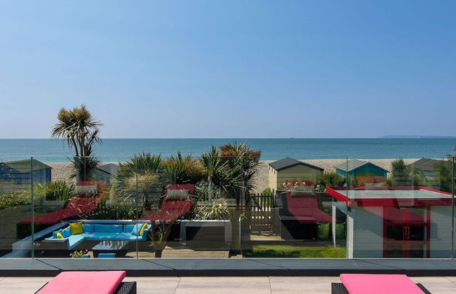 Vibrant Seafront Home With Seasonal Pool - Foto 34