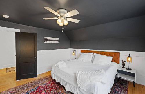 4-Bedroom Downtown Main St , great location! - Foto 10