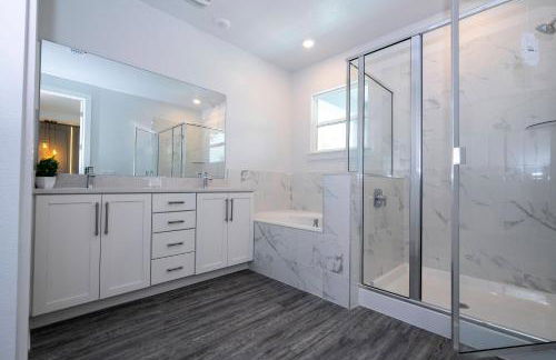 Luxury Oasis near Disney Pool Spa Game Rooms - Foto 60