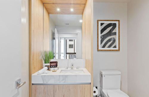 Stylish Apt with Rooftop Pool in Downtown Miami - Foto 24