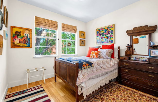 Eclectic 3 Bedroom Block From South Congress! - Foto 6