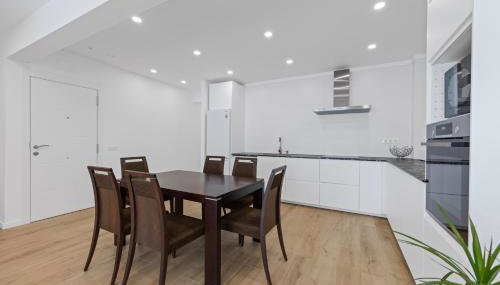 Apartamento con Terraza cerca del Mar - Foto 4, stove