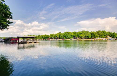 Waterfront Home with Views and Dock in Sunrise Beach! - Foto 30