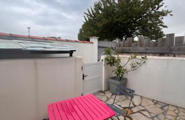 Studio avec terrasse Saint Martin de Ré - Foto 1