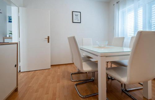 Apartment Mihaela - Photo 10