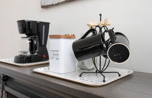 Historic Cherry Bungalow House - Midtown - Foto 13