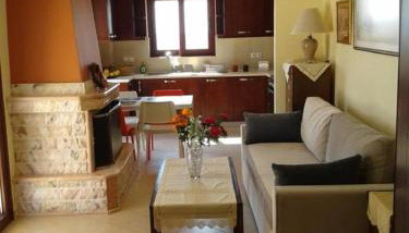 Avia, house with privillaged view, 100 meters from the sea - Foto 1