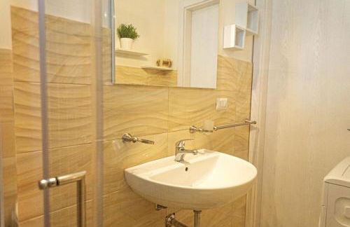 Villa Teresa Elegant & Relaxing Holiday Home with private hydro spa pool - Foto 33