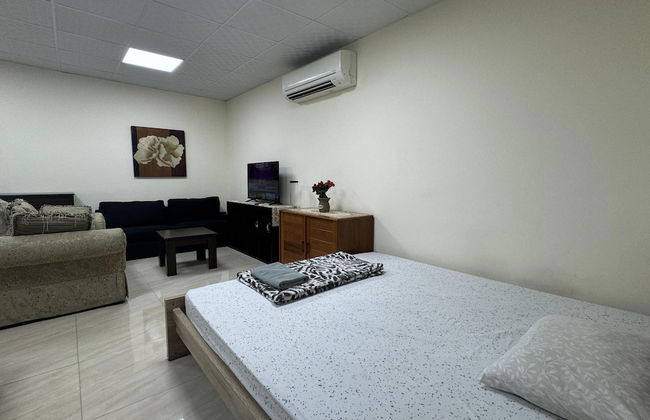 Studio 2 - Abu Dhabi - Photo 7