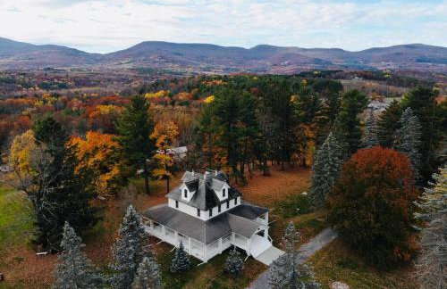 1850 Catskills Farmhouse on 8 acres in E. Durham - Foto 2
