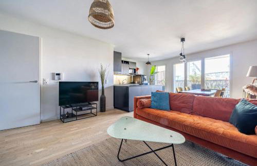 Modern Spacious flat with Terrace, Parking near Metro - Foto 7