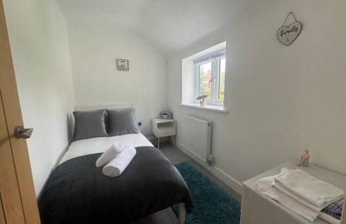 Modern 3 Bed House with Parking in Rothley - Foto 18